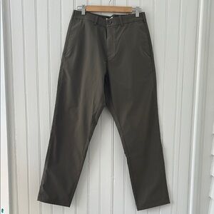 Men's Olive Green Hill City Tech Chino Pants NWOT